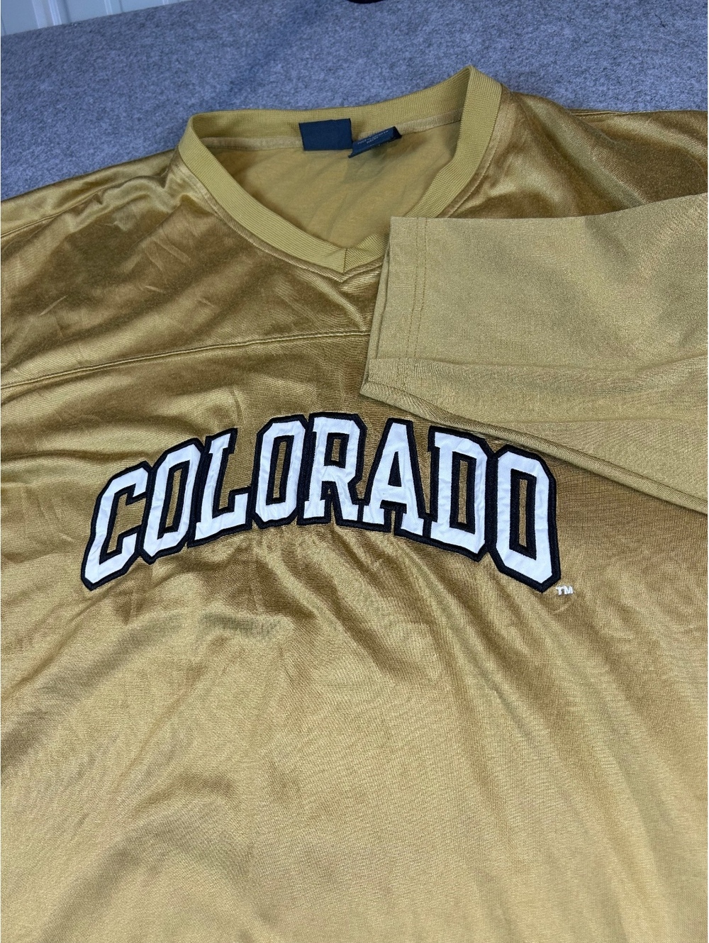Vintage Y2K Colorado Jersey Gold Size XXL Men Buffaloes Hockey Longsleeve